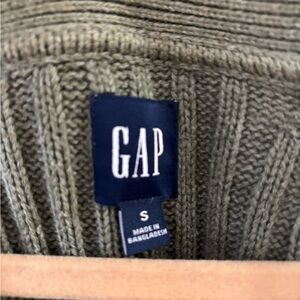 Green gap Cardigan